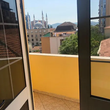 2 Διαμέρισμα Τίρανα