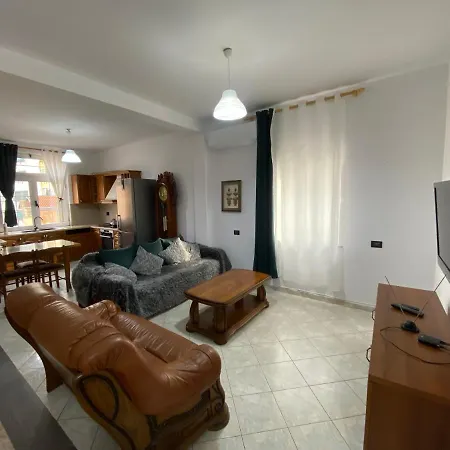 2 Lejlighed Tirana